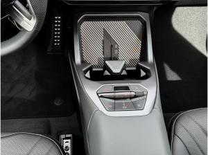 BMW iX3 40 SOFORT VERFÜGBAR * M Sport Pro * AC-Laden Professional AC) * AHK * Klimakomfort-Panoramadach * Ha