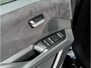 BMW iX3 40 SOFORT VERFÜGBAR * M Sport Pro * AC-Laden Professional AC) * AHK * Klimakomfort-Panoramadach * Ha
