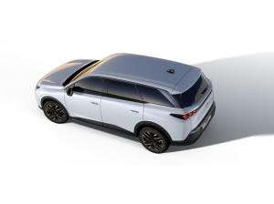 Peugeot 5008 Allure Business HYBRID 145 DSC6