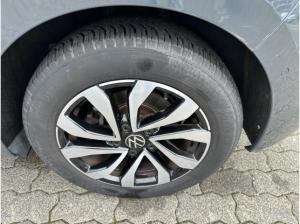 Volkswagen Golf VIII Active 1.5 TSI LED Navi Climatronic Sitzheizung