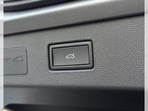 Volkswagen T-Roc R-Line 1.5 eTSI OPF DSG 150 (UVP 44.620€/SOFORT) EASY/AHK/SHZ/PARK/UVM.