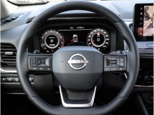 Nissan Qashqai Tekna 1.3 DIG-T MHEV 158PS Xtronic 4x2 BOSE Panoramadach Head-up-Display