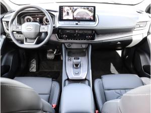 Nissan Qashqai Tekna 1.3 DIG-T MHEV 158PS Xtronic 4x2 BOSE Panoramadach Head-up-Display