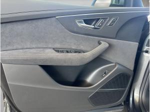 Audi RS Q8 SUV performance tiptronic ALP