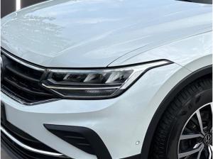 Volkswagen Tiguan Life 2.0 TDI DSG AHK Navi EasyOpen App