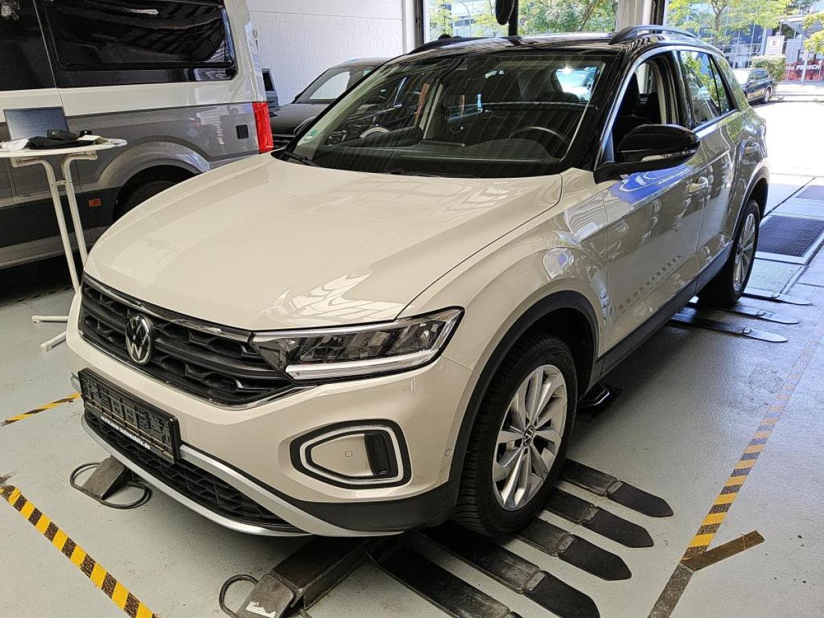 Volkswagen T-Roc Life 1.5 TSI DSG - LED ACC Navi SHZ PDC Rear View AHK CarPlay