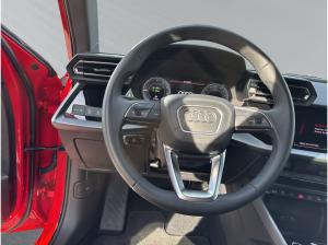 Audi A3 Sportback TFSI e advanced S tronic LED ACC Kam.