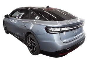 Volkswagen ID.7 Pro S - Black-Style Interieur Plus und Exterieur Plus Paket + Pano / 8-fach Bereift
