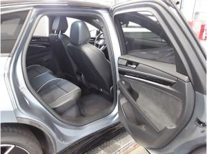 Volkswagen ID.7 Pro S - Black-Style Interieur Plus und Exterieur Plus Paket + Pano / 8-fach Bereift