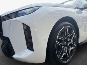 BMW ix iX xDrive45 M-Paket LED H&K NAV