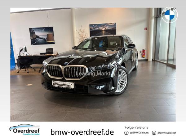 BMW 530 530e xDrive Touring Navi Tempom.aktiv Panoramadach Bluetooth PDC MP3 Schn.