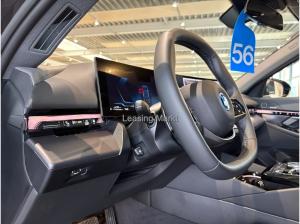 BMW 550 550e xDrive Navi Leder Finanzierung ab 2,49%