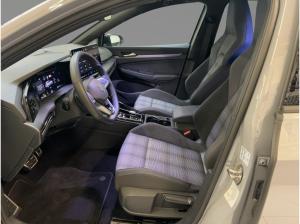 Volkswagen Golf VIII 1.5 eHybrid GTE DSG Rear View Navi App-Connect