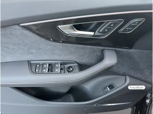 Audi SQ7 TFSI 373 kW tiptronic ! SONDERABNEHMER ! 360° Kamera, AHK, beheizbares Lenkrad, Keyless Entry, Carpl