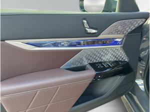 BMW 750 e xDrive M Sport THEATRE SCREEN 31 ZOll,AHK,MASSAGE,KLIMA SITZE,ACC,AUTOBAHN ASSISTENT,PGD SKY LOUNG