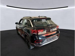Volkswagen T-Roc Style 1.5 TSI - Pano Rear View Navi Standhzg.Keyless LED Plus  ACC PDC AHK