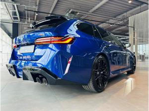 BMW M5 TOURING. MARINA BAY BLAU. VOLL. GLASDACH.+++