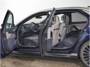 BMW i7 M70 xDrive //ExecutiveLoungeSeating TwoTone