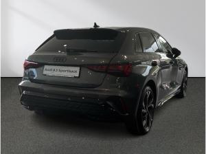 Audi A3 Sportback S line e-hybrid Optik-Paket Matrix