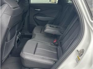 Audi Q3 TDI S-line LED Navi Abstandstempomat
