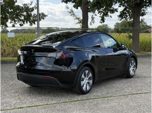 Tesla Model Y Long Range Dual Motor +SOFORT VERFÜGBAR+