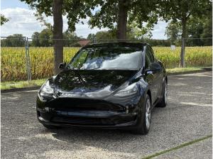 Tesla Model Y Long Range Dual Motor +SOFORT VERFÜGBAR+