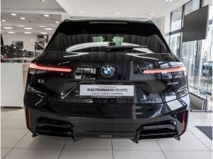 BMW ix iX