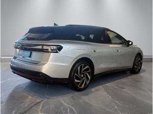 Volkswagen ID.7 Tourer Pro S +WÄRMEPUMPE+AHK+KAMERA+