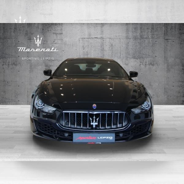 Foto - Maserati Ghibli Diesel