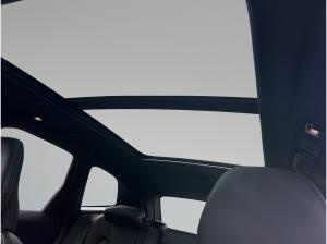 Volvo XC60 Ultra Black Edition T8 AWD Plug-in Hybrid, Elektrisch/Benzin