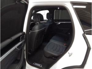 Volkswagen Touareg 3.0 TDI R-Line 4Motion *Black Style*AHK*/WINTERRÄDER INKL./ ANSCHLUSSGARANTIE