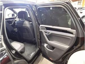 Volkswagen Touareg 3.0 TDI R-Line 4Motion *Black Style*AHK*/WINTERRÄDER INKL./ ANSCHLUSSGARANTIE