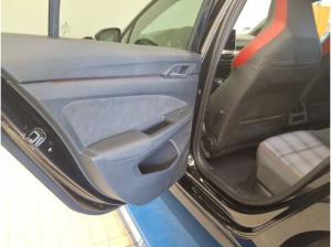 Volkswagen Golf GTI 2.0 TSI 195kW 7-Gang DSG - Black Style - DCC Head-Up 19" 360° Kamera / inkl. Winterräder und Wer