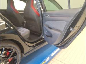 Volkswagen Golf GTI 2.0 TSI 195kW 7-Gang DSG - Black Style - DCC Head-Up 19" 360° Kamera / inkl. Winterräder und Wer