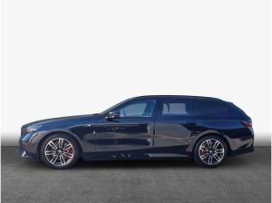 BMW i5 M60 Touring M-PaketPro AHK Pano H&K LED