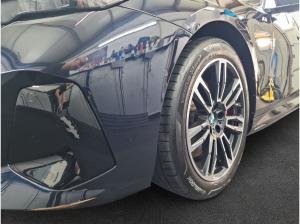 BMW i5 M60 Touring M-PaketPro AHK Pano H&K LED