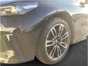 BMW i5 xDrive40 Touring Pano* LED* SHZ* AHK*