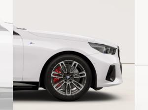 BMW i5 M60 Touring xDrive Bestellfahrzeug frei konfigurierbar