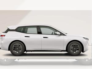 BMW ix xDrive60 Bestellfahrzeug frei konfigurierbar