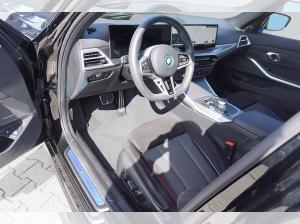 BMW 330 330e xDrive Touring M Sport HeadUp AHK Glasdach 360Kamera Harman/Kardon eSitze LED