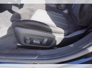 BMW 330 330e xDrive Touring M Sport HeadUp AHK Glasdach 360Kamera Harman/Kardon eSitze LED