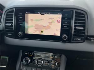 Skoda Karoq Sportline 2.0 TSI 4x4 DSG *Panorama, AHK, 19"-LM*