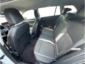 Volkswagen Golf VIII Variant Energy 1.5 TSI NAVI SHZ ACC RFK GJR GARANTIE 2030