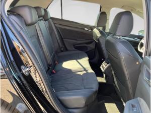 Volkswagen Golf VIII STYLE 1.5eTSI DSG HYBRID ACC.5J-G.AREA-VIEW.NAVI+VC.HUD.APP-C