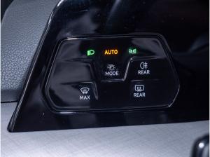 Volkswagen Golf VIII Variant 2.0 TDI Life 5J-Garantie SHZG APP