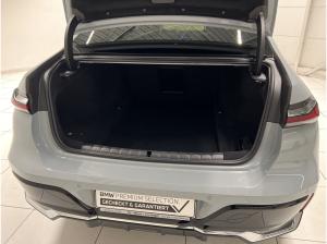 BMW 740 740d xDrive Limousine M Sportpaket DAB RFK PDC