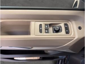 Volkswagen T7 Multivan LÜ 2.0 TDI DSG Energy 7-S. VIS-A-VIS LED NAVI-PRO 5-J-GAR AHK