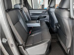 Toyota Hilux 2.8 D-4D DoubleCab 4X4 Invincible