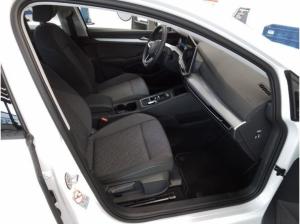 Volkswagen Golf 8 1.5 eTSI DSG Life LED NAVI ACC SIDEASS PDC KAMERA SHZ