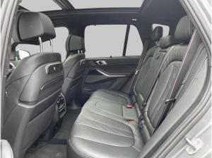 BMW X5 xDrive 40d M-SPort AHK Pano etc.